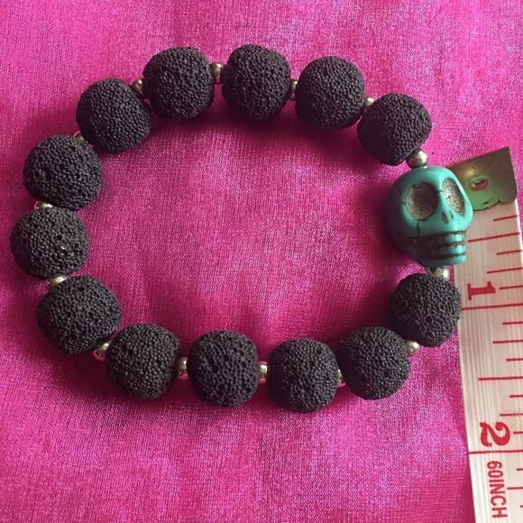 Skull Bracelet  - Picture 3 of 3